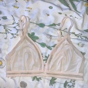 Baby pink Lively bralette